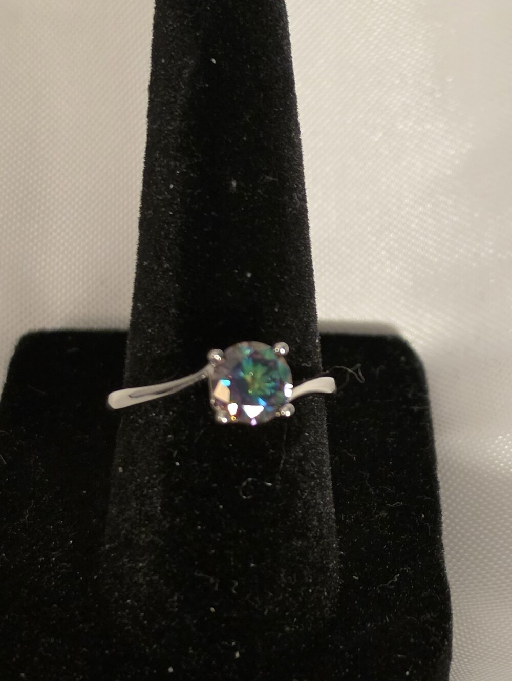 925 Silver .75 CTW Moissanite Iridescent Size 7 Ring